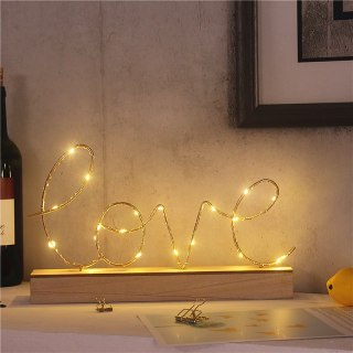 Dekoracja stojąca "LOVE" z oświetleniem LED HaloFuture